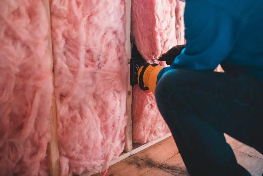 Why-you-Should-get-Insulation-in-Time-for-Winter